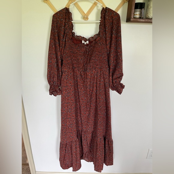 Floral boutique dress - Picture 1 of 2